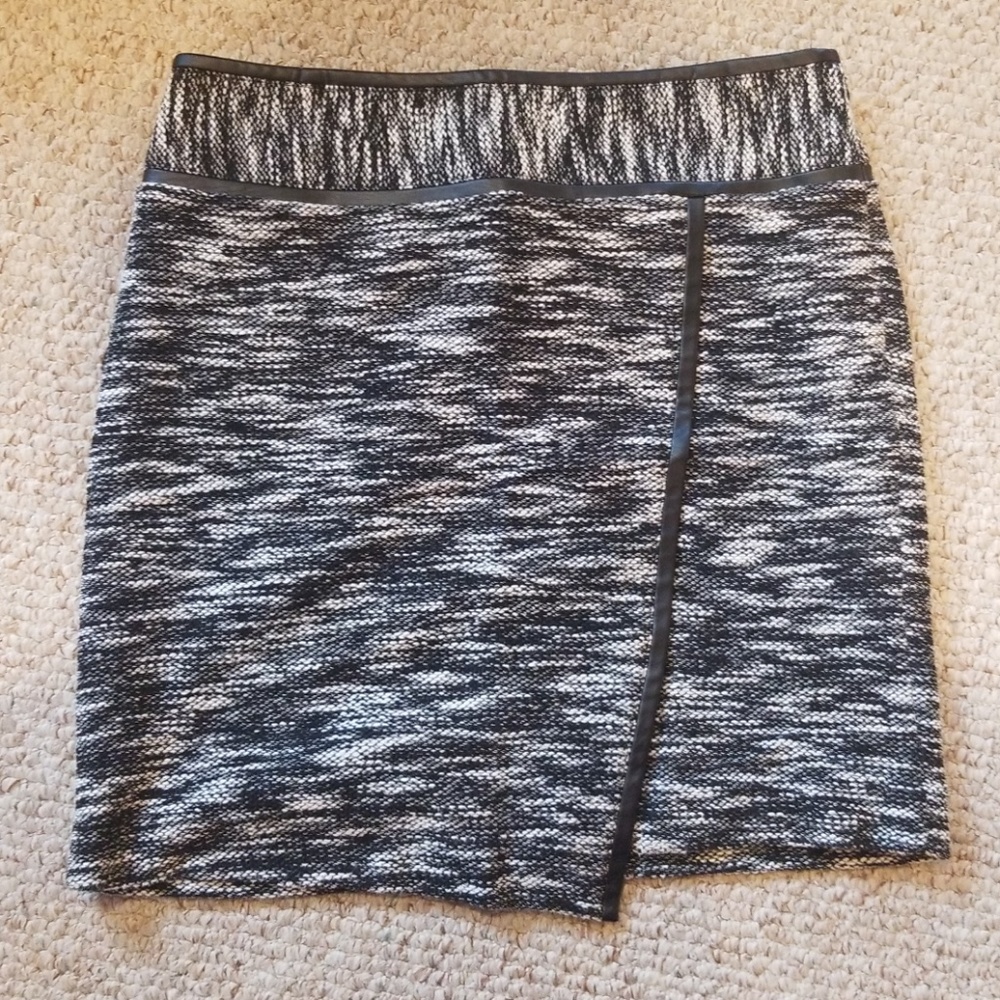 White House Black Market pencil Skirt